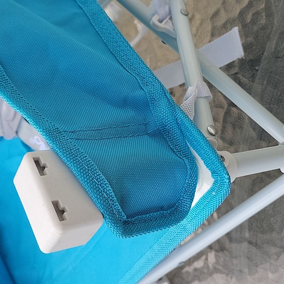 NEW Regalo Portable Unisex Multi-Functional Booster Seat w/Attachable Tray, Aqua - Picture 12 of 16